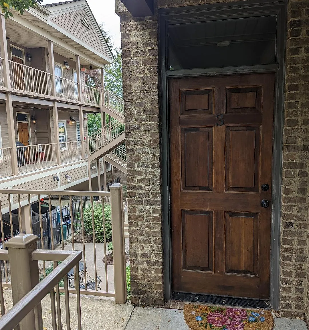 1403 University Blvd — Photo 2