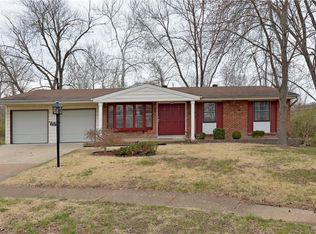 505 Clarington Ct, Ballwin, MO
