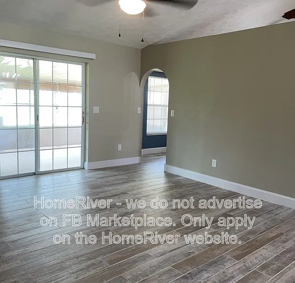4021 NE 6th Ct — Photo 10