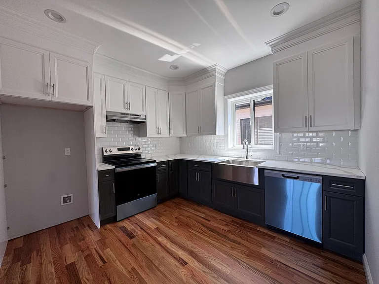 259 Caswell Ave #2 — Photo 7