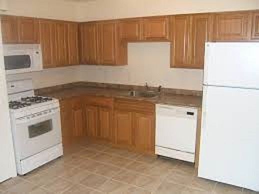1st image of 114 Highland Park Ct