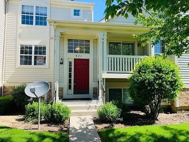 1st image of 823 Essex Cir #823