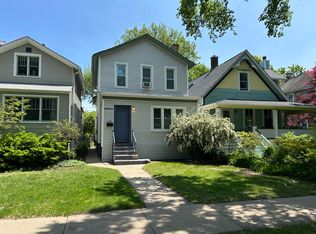 2147 Maple Ave #1, Evanston, IL 60201