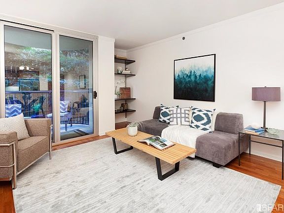 4th image of 1701 Jackson St APT 207