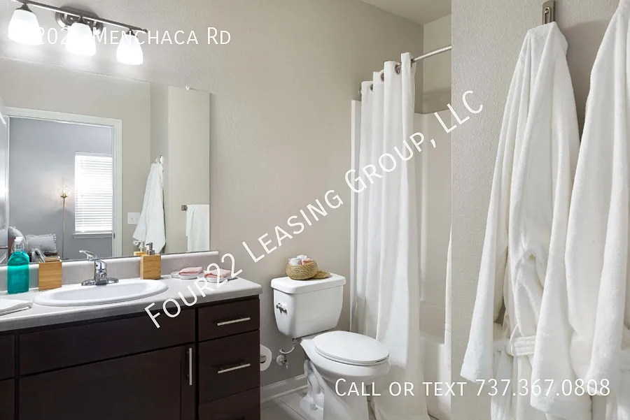 Spacious Layouts & Top Notch Amenities! South Austin 1/22/2026 — Photo 2