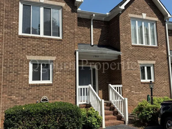 1905 Winding Ridge Ct, Winston Salem, NC 27127