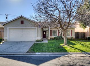 1754 Gibson Ave, Clovis, CA 93611