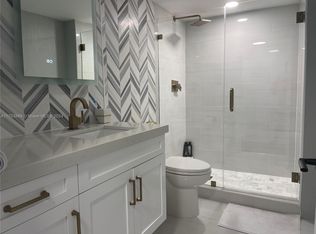 2555 Collins Ave APT 1409, Miami Beach, FL 33140