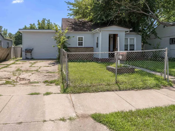 3518 Blackstone Ave, Rockford, IL 61101
