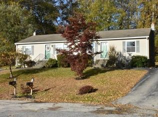 21 George St, Webster, MA 01570