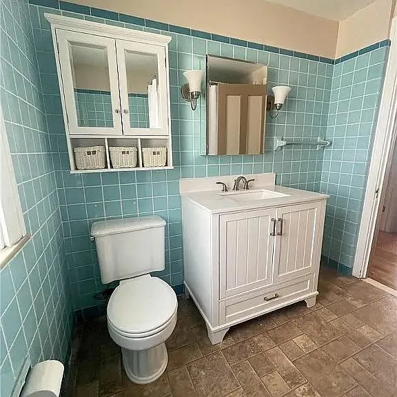 9707 Clifton Blvd #1 — Photo 7