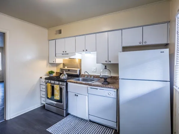 1133 S Cooper St APT 1, Memphis, TN 38114