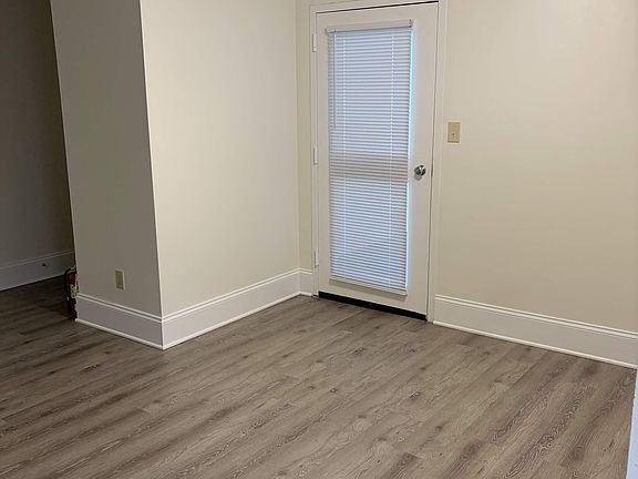 5th image of 9-35 Buford Ave