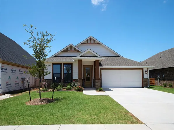 305 Carat Dr, Yukon, OK 73099