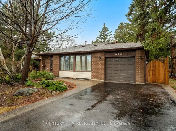 6128 Wabukayne Ct, Mississauga, ON L5N 2B2