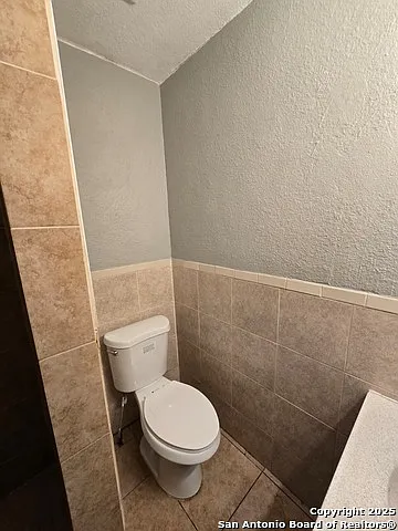 1718 Commercial Ave #B — Photo 8