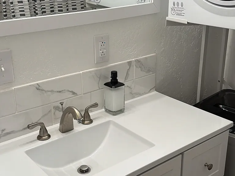 606 Chipeta Ave #5 — Photo 4