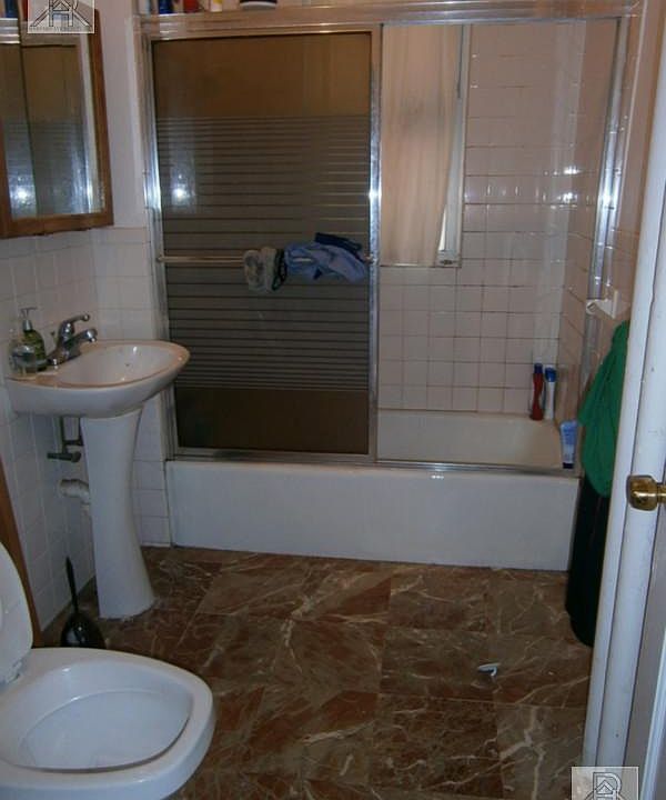 2nd image of 15 Scottfield Rd APT 5
