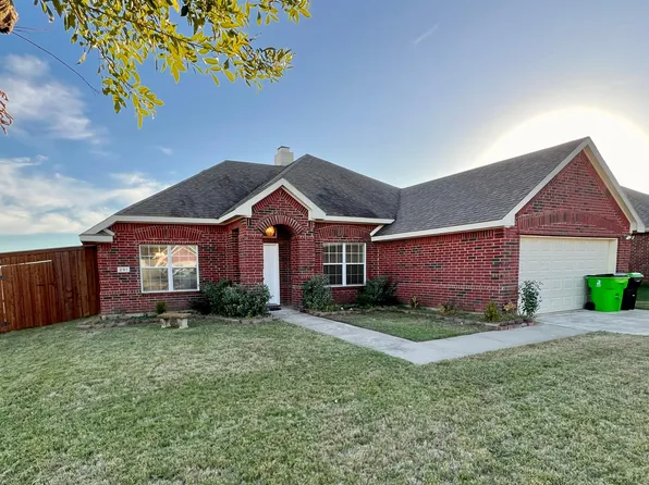 201 Highmeadow Rd, Aubrey, TX 76227