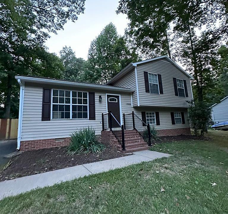 1st image of 10806 Chesterwood Dr
