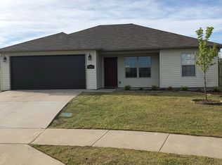 3205 5th Ct, Rogers, AR 72756