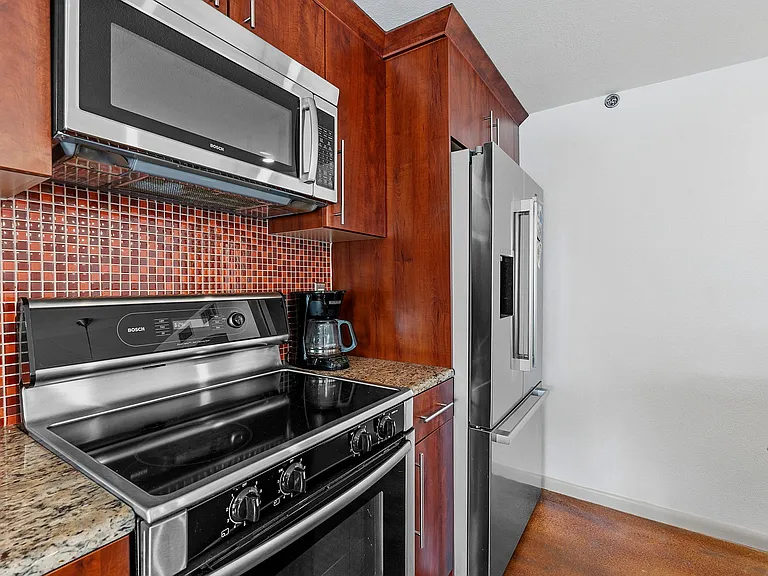 41 Waller St #209 — Photo 12