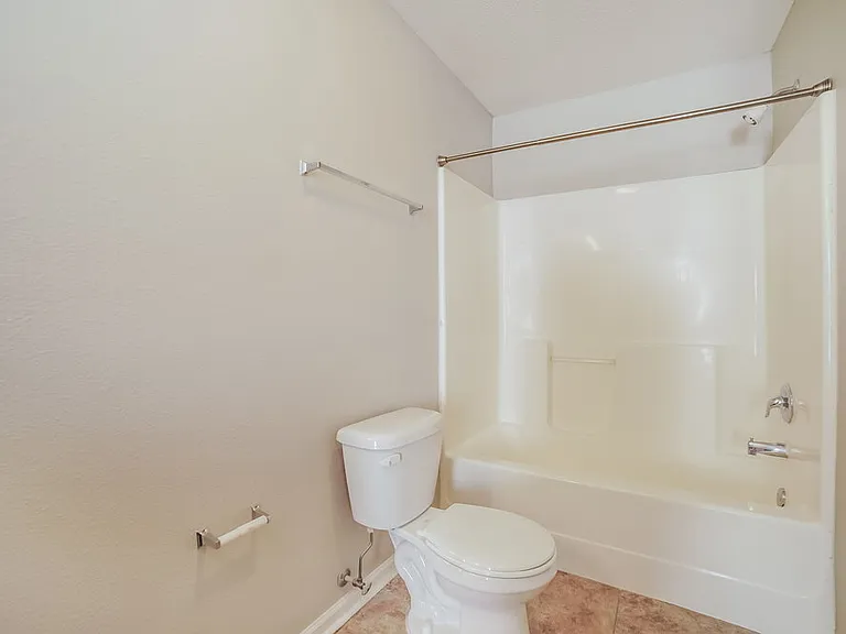 10038 Chariden Dr — Photo 12