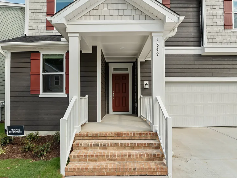 1349 Underbrush Dr — Photo 2