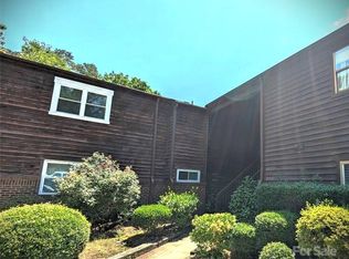 8021 Cedar Glen Dr, Charlotte, NC 28212