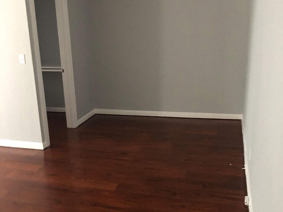 1st image of 1929 Whitley Ave #208