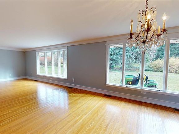 5th image of 4135 Clardon Dr