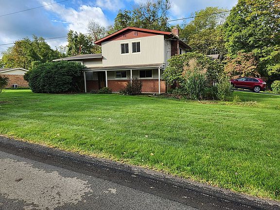 2nd image of 3484 Woodland Dr