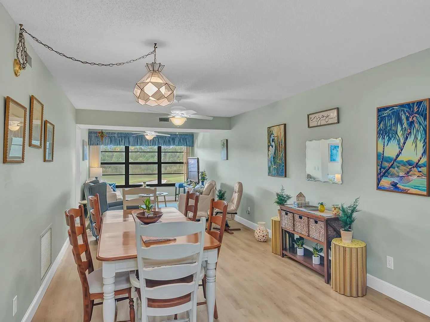 55+ Golf Views Furnished 2/2 Condo Annually or Seasonally — Photo 3