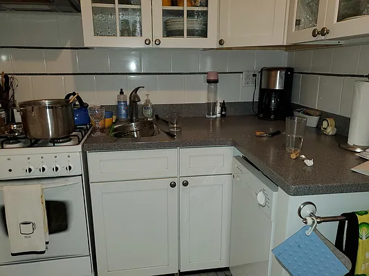 Rented by BLS Realty | media 34