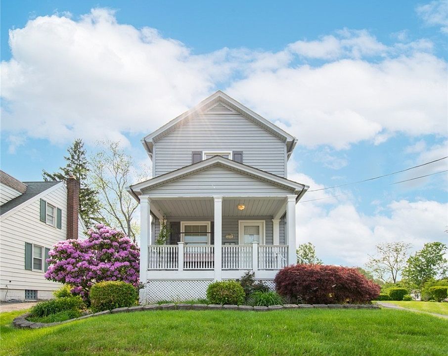 1st image of 238 Rebecca Ave