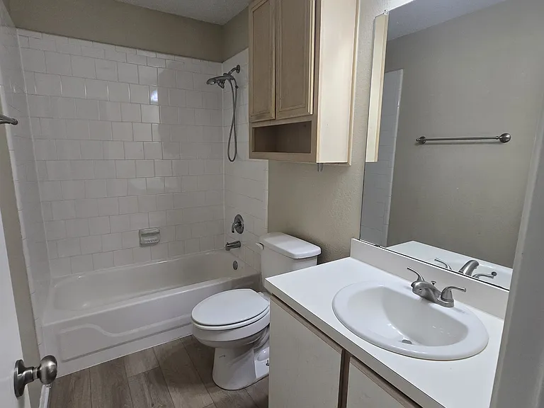 1108 Springcreek Dr — Photo 10