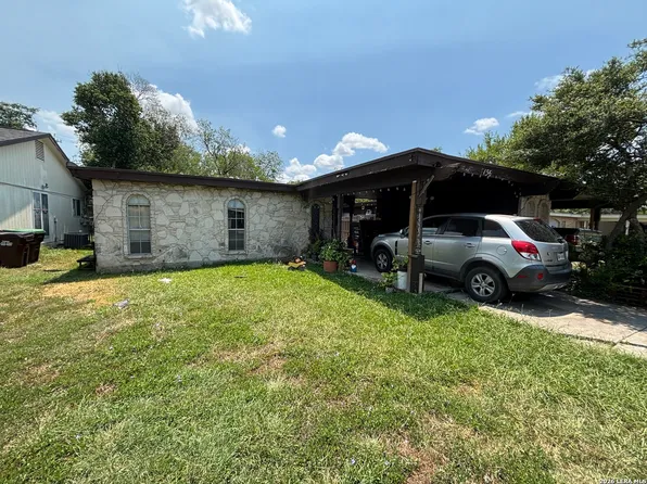 7136 LARKSONG ST, Leon Valley, TX 78238