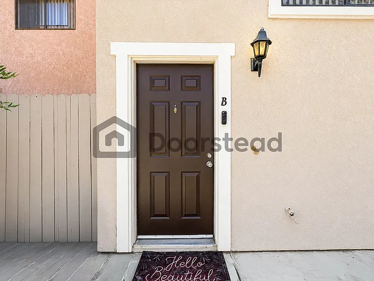 3104 Jaguar Way #B — Photo 6