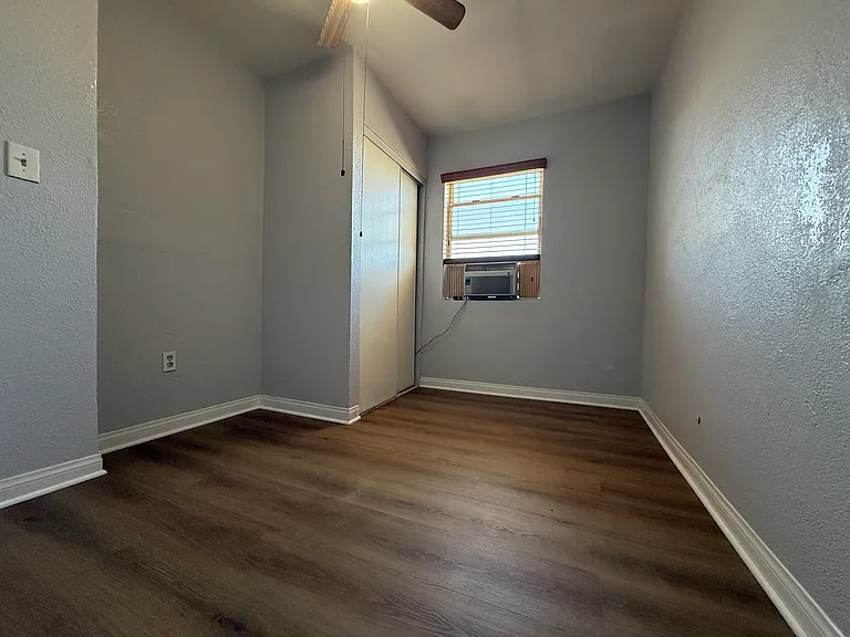 16459 Willow St — Photo 27
