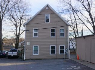 5 Illinois Ct #1, Worcester, MA 01610