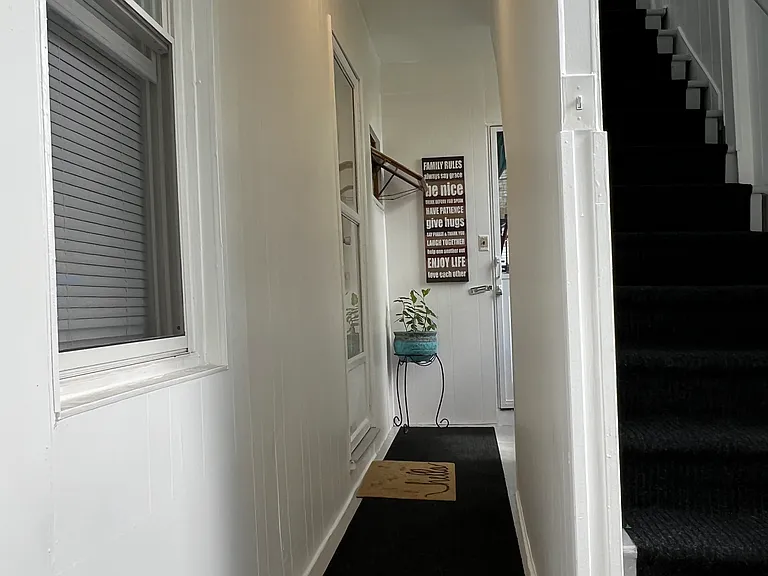 181 Rhodes St — Photo 6