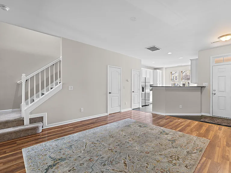 120 Point Comfort Ln — Photo 18