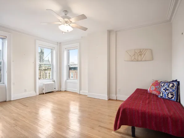 413 Union Street image 1 of 4