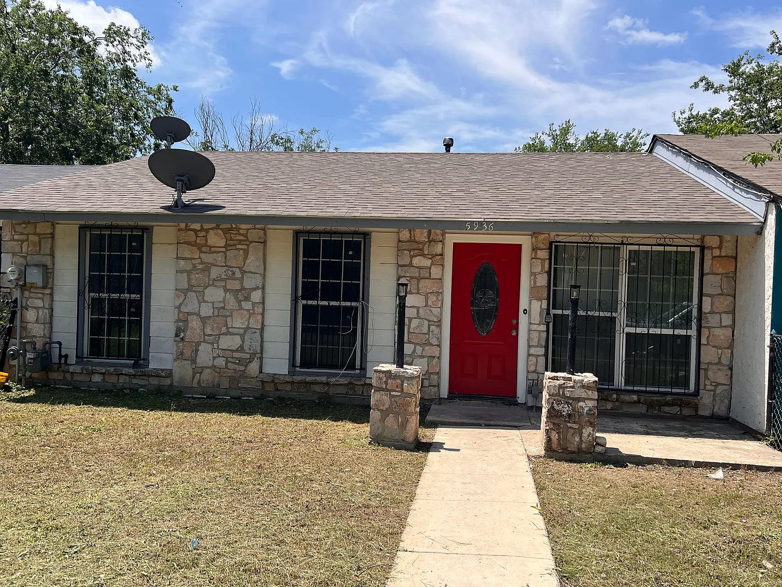 5 bed, 976 sqft, $1,500 — Photo 4
