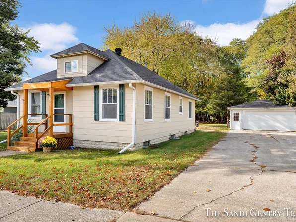 515 Friant St, Grand Haven, MI 49417