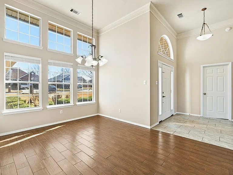 7100 Millennium Dr — Photo 8