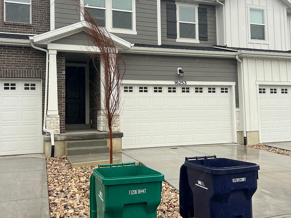 1st image of 16253 S Truss Dr