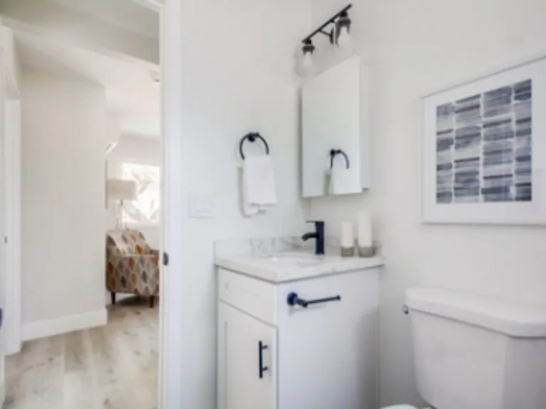 1329 Marshall Rd — Photo 11