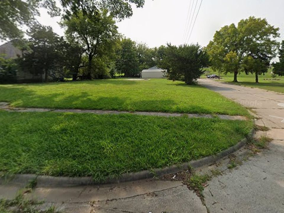 1st image of 317 N Highland Ave