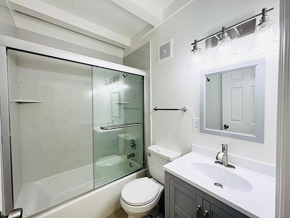 4th image of 1361 Dubert Ln #3